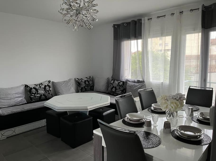 Bel Appartement Neuf, Bien Situe Carcassonne Exteriér fotografie